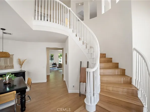 28540 Old Spanish Trl, Saugus, CA 91390