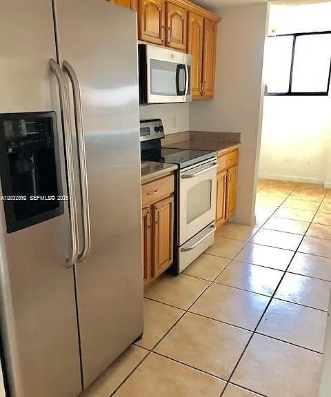 4242 NW 2nd St #901 — Photo 9