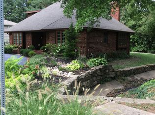 7143 High Dr, Prairie Village, KS 66208