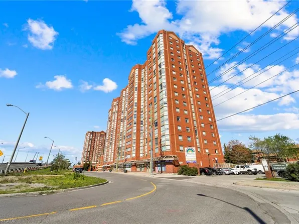 2466 Eglinton Ave E #1510, Toronto, ON M1K 5J8