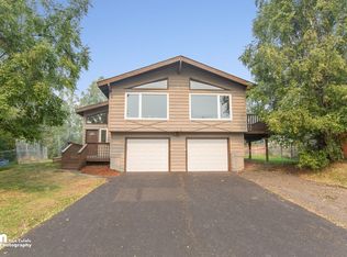 1200 Farrow Cir, Anchorage, AK 99504