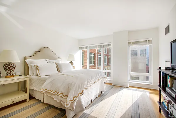 Sold by Compass | media 5
