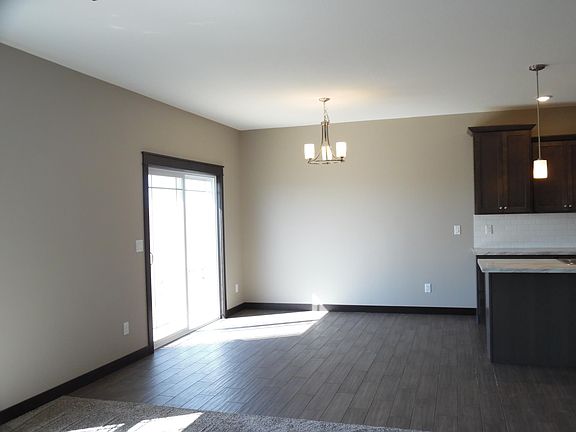 5th image of 125 Shiloh Vista Ave