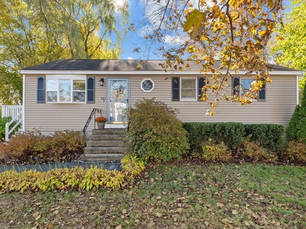 141 Commonwealth Ave, Lowell, MA 01852