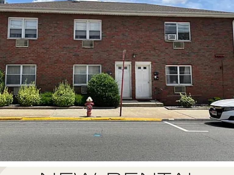220 Palisade Ave #2C — Photo 1
