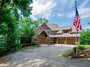202 Acacia Ln, Woodstock, GA 30189
