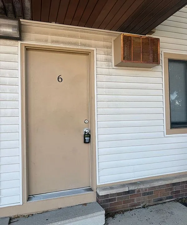 100 N 27th St #6