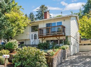 1342 SW Hume St, Portland, OR 97219