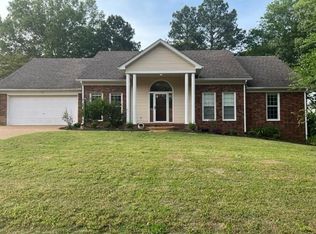414 E Powell Rd, Collierville, TN 38017