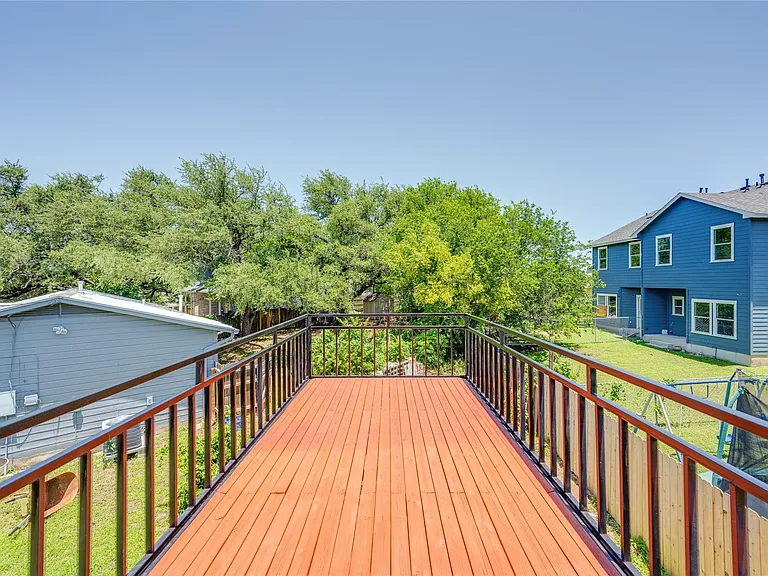 1707 Overhill Dr — Photo 22