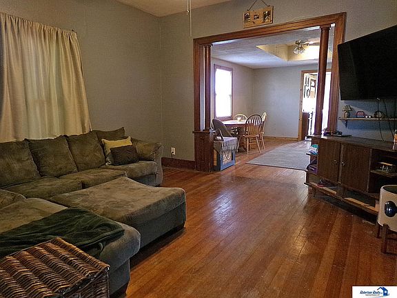4th image of 1217 Ella St