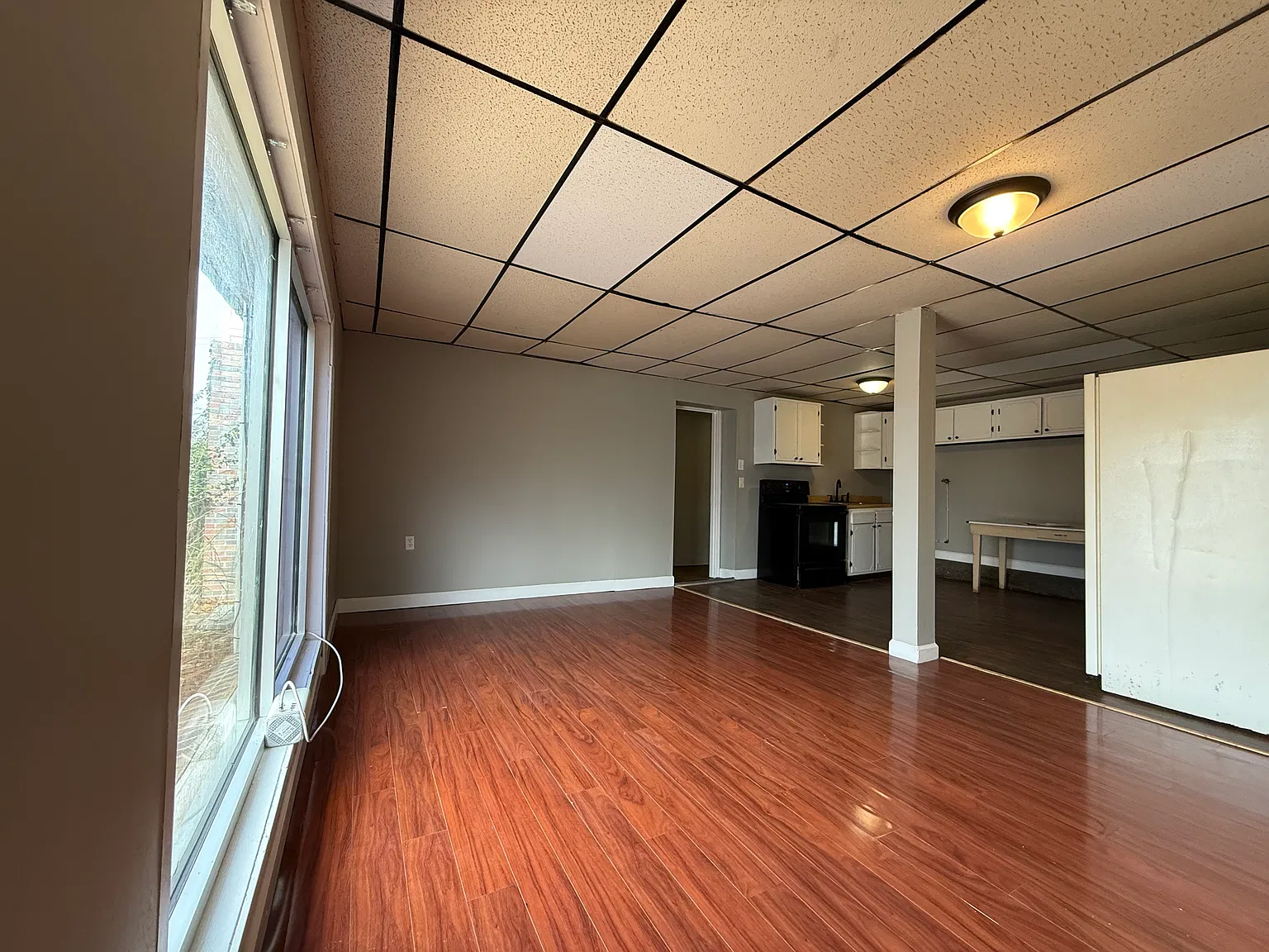 2 bed, $950 — Photo 2