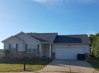 2110 York Ln, Fenton, MO 63026