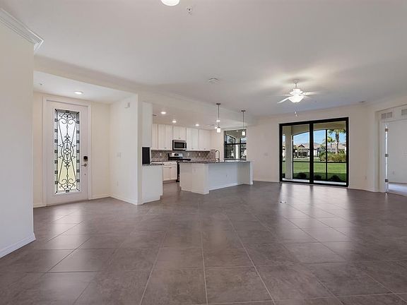 4th image of 17607 Gawthrop Dr #101