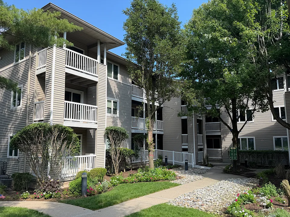 130 Orchard Park #130