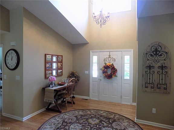 2nd image of 106 Royal Oak Dr