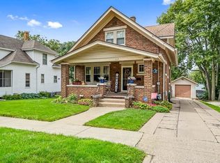 1517 18th St, Rockford, IL 61104