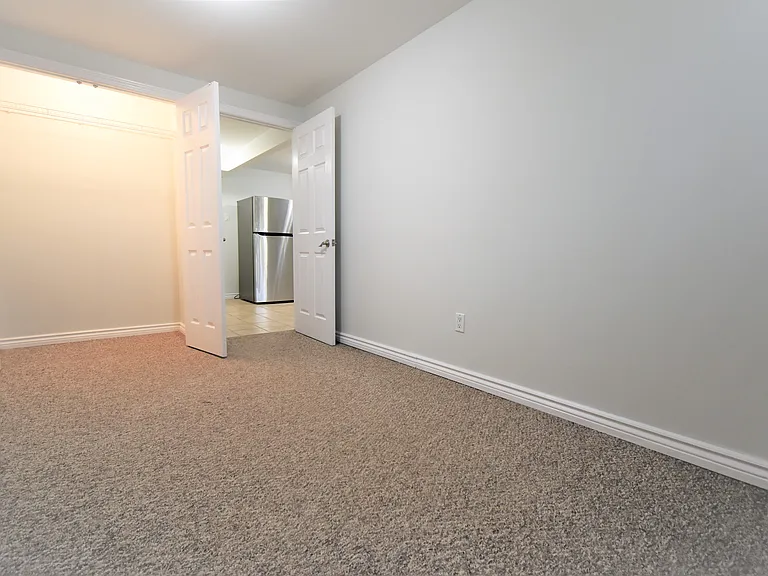 19 A College Cres #BASEMENT — Photo 23