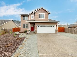 1712 Hillcrest Loop, Mount Vernon, WA 98274