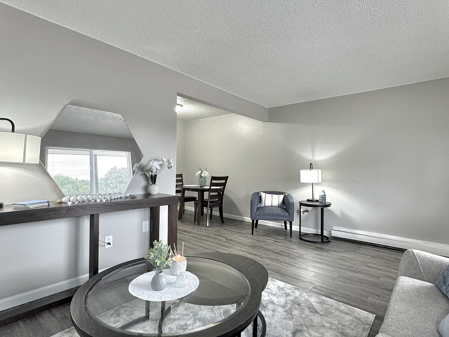 Westview Apartments — Photo 4