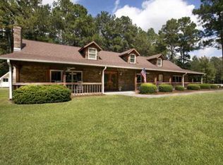 24 Deer Rd, Richmond Hill, GA 31324