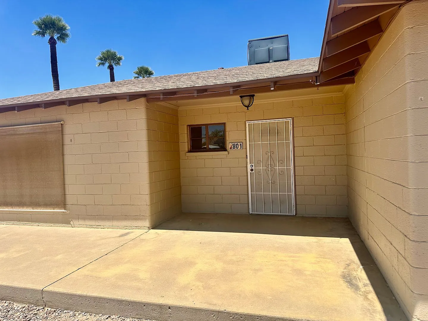801 N. Gilbert Ave — Photo 2