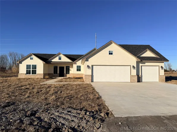 245 W 481st Rd, Pryor, OK 74361