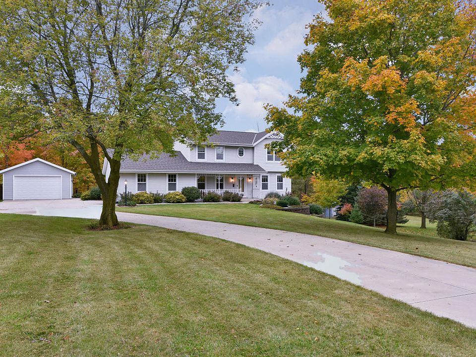 1st image of 2784 Dry Gulch Dr