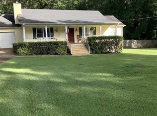 289 Mays Bend Dr, Pell City, AL 35128