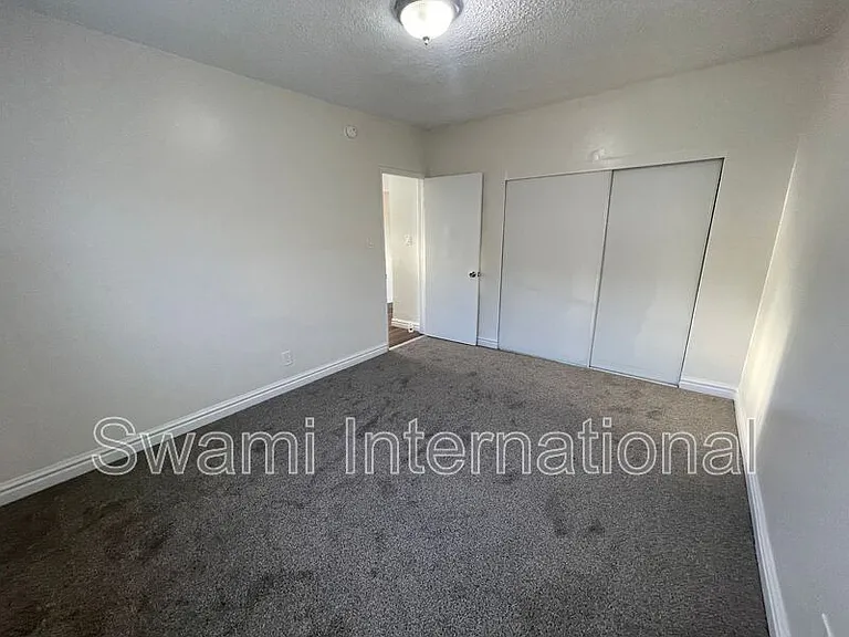 10970 S Figueroa St #7 — Photo 23