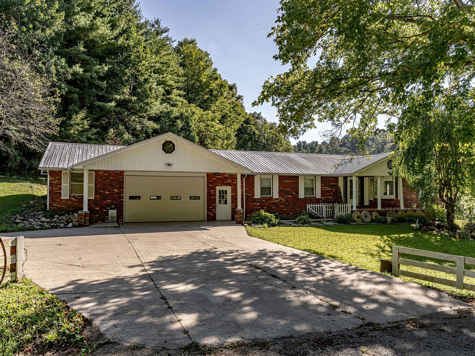 833 Ison Creek Rd, Sandy Hook, KY 41171 Zillow