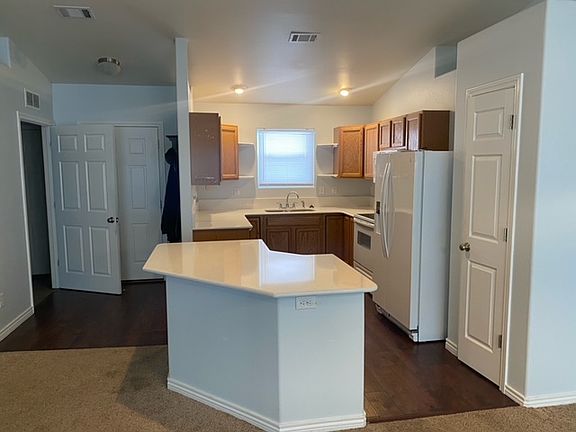 5th image of 669 Eagle Cir