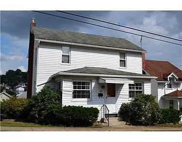 829 Sidney St photo 1