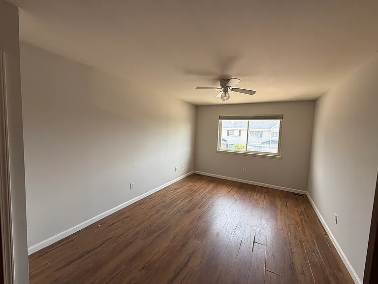 41803 Langley Dr — Photo 14