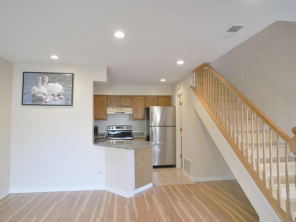 3rd image of 1281 Wyndham Ln Unit 113