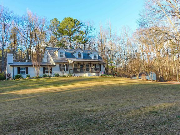 4th image of 400 Merry Hill Rd