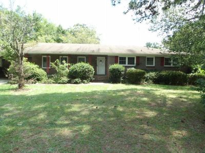 107 Barnett Dr, Bishopville, SC, 29010