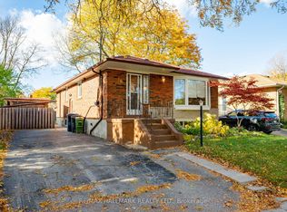 16 Stanwell Dr, Toronto, ON M1P 4H5