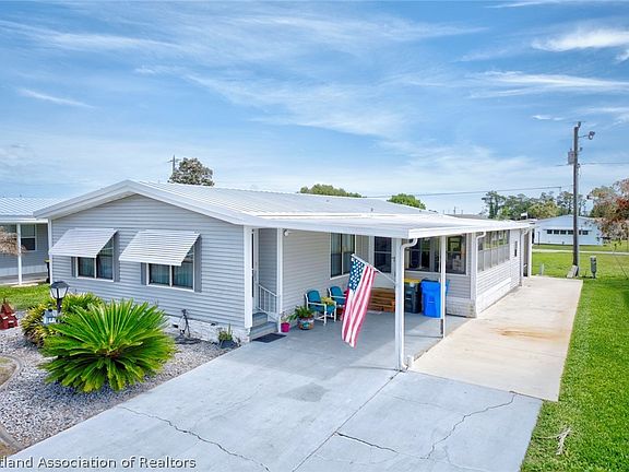 4th image of 1571 Caribbean Rd