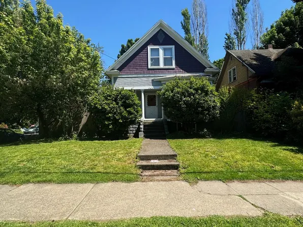 634 NE 28th Ave, Portland, OR 97232