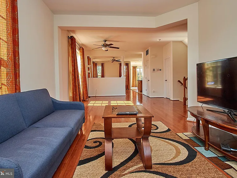 42649 Macauley Pl — Photo 5