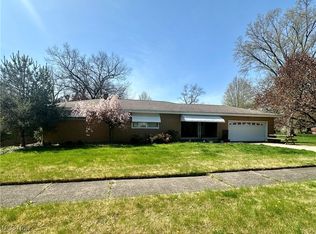 1525 Bellvue Dr, Niles, OH 44446