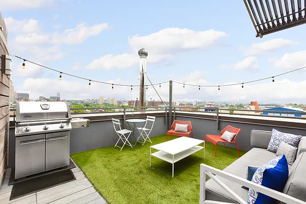 Sold by Compass | media 28