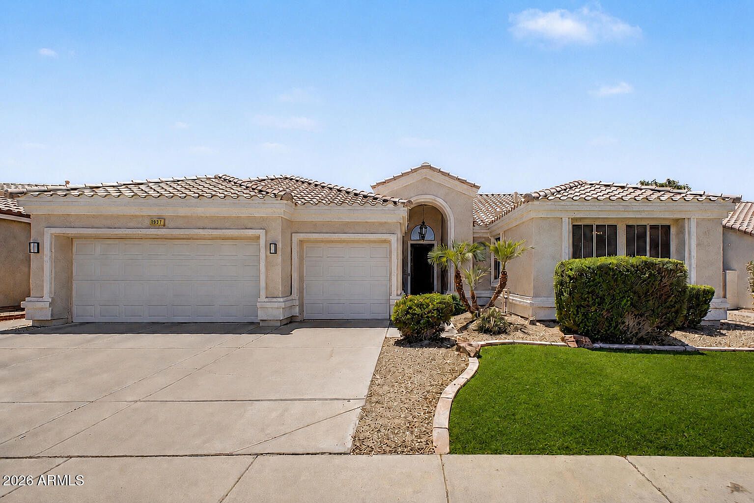 1937 W LARK Drive, Chandler, AZ 85286 | MLS #7032915 | Zillow