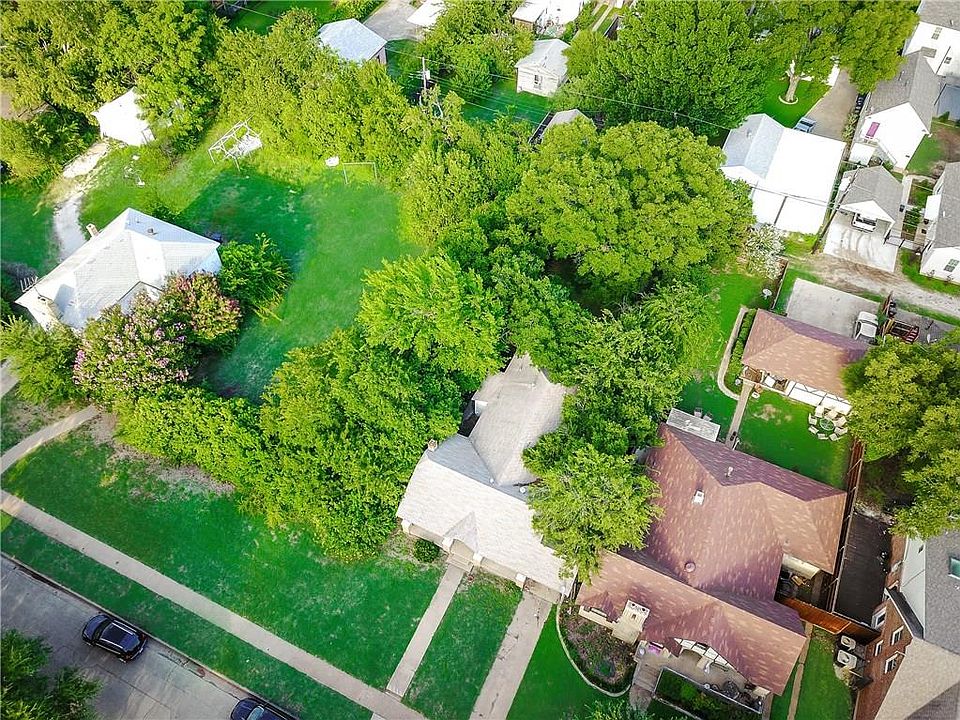 1st image of 2557 Shirley Ave