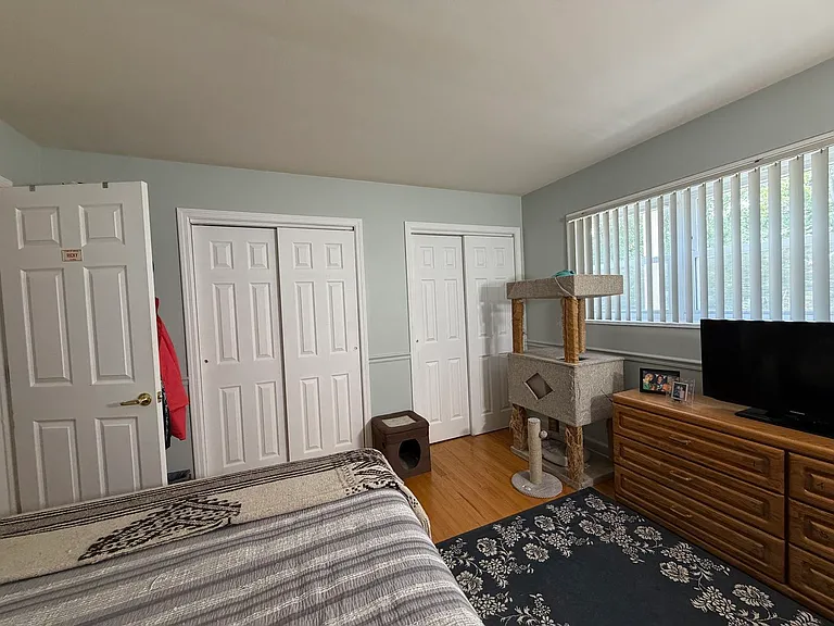 167 E Palatine Rd #I — Photo 8
