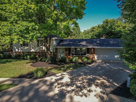 2nd image of 5476 Yosemite Dr
