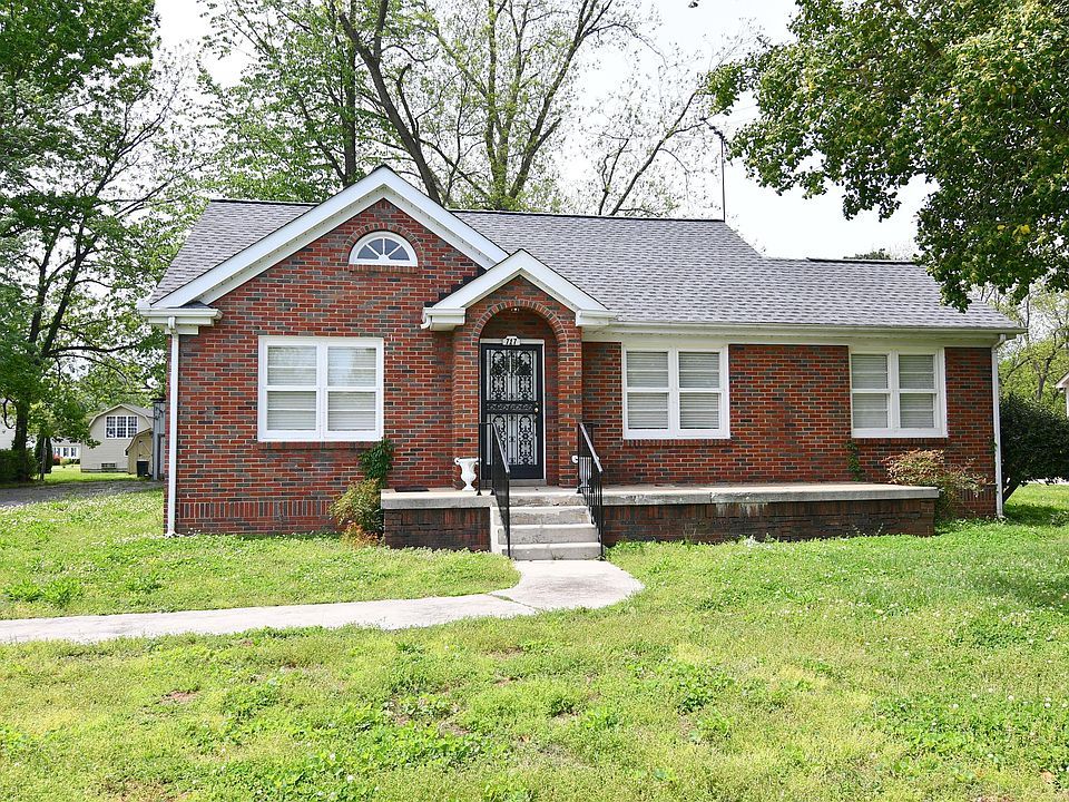 1st image of 717 W Kingwood Dr
