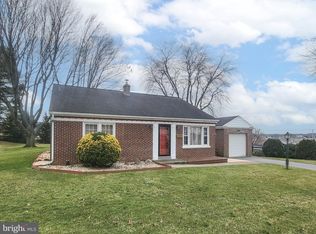 150 W Roseville Rd, Lancaster, PA 17601