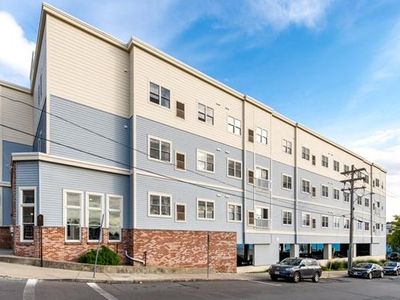 75 Walnut St UNIT 105, Peabody, MA, 01960